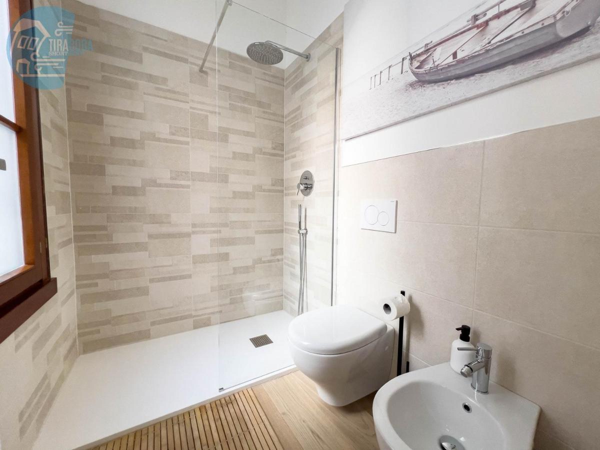 Piazza Della Borsa 3C Tirabora Short Rent Apartment Trieste Ngoại thất bức ảnh